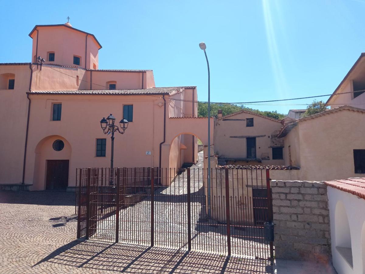 "B&B Santu Giuvanni" Fonni Kültér fotó